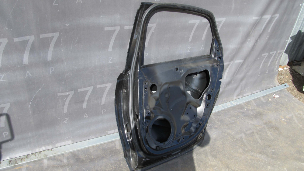 Дверь задняя правая Audi A6 (C7) 11-18 Б/У Оригинал 4G5833052