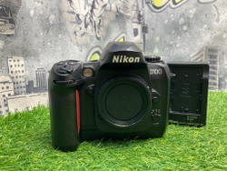 Nikon D100
