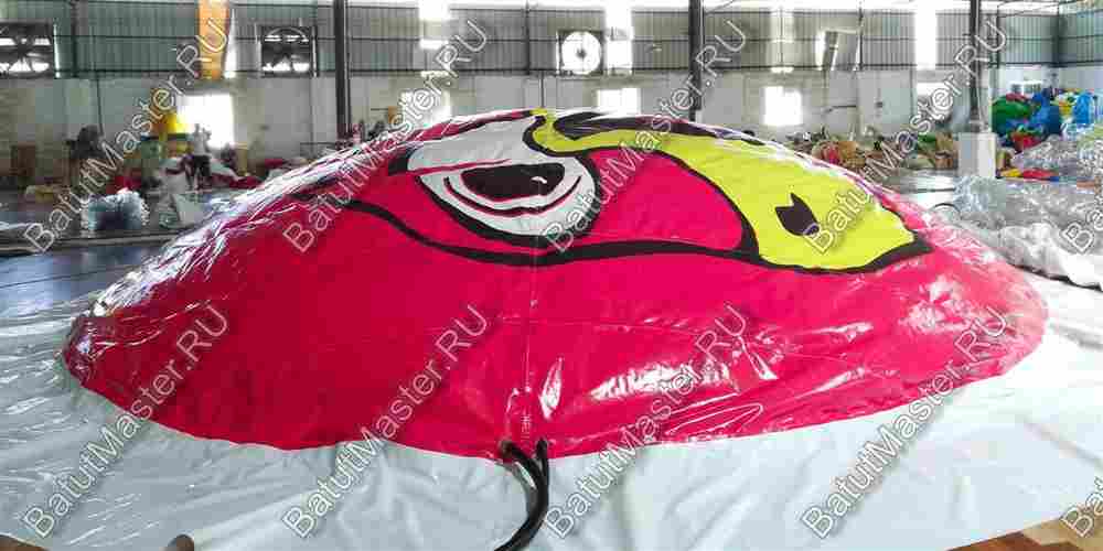 Надувная подушка «Красная Птица» для установки в грунт, 7×7 м