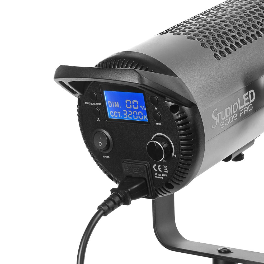 Светодиодный осветитель Falcon Eyes Studio LED 600B PRO