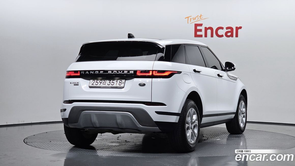 Land Rover Range Rover Evoque 2 Generation D150 S (04.2020)