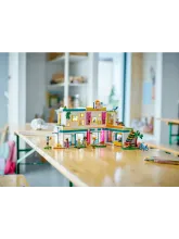 Конструктор Friends 41731 Международная школа Хартлейк