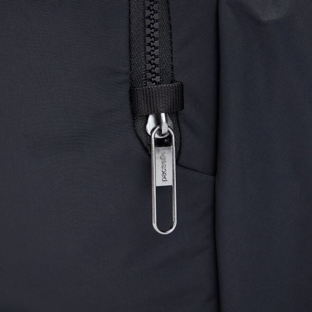 Женский рюкзак Pacsafe Citysafe CX