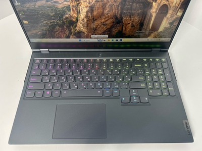 Ноутбук Lenovo Legion 7-15IMH05 (81YT005DRU) 15.6"/Intel Core i7-10750H/RAM 16GB/SSD 512GB/nVidia GeForce RTX 2060 6GB/1920*1080/IPS 144Hz/Windows 11/Подсветка кл-ры: RGB/Серый. Состояние: Уценка/повреждена декоративная решётка вентиляции/скол