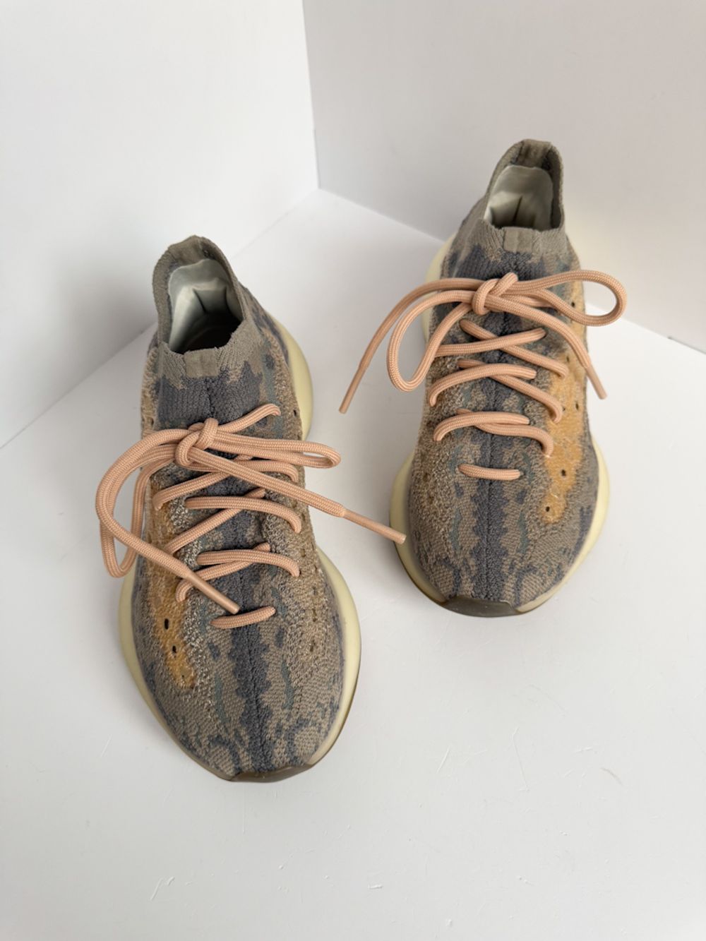 Кроссовки Adidas Yeeze Boost 380, 36