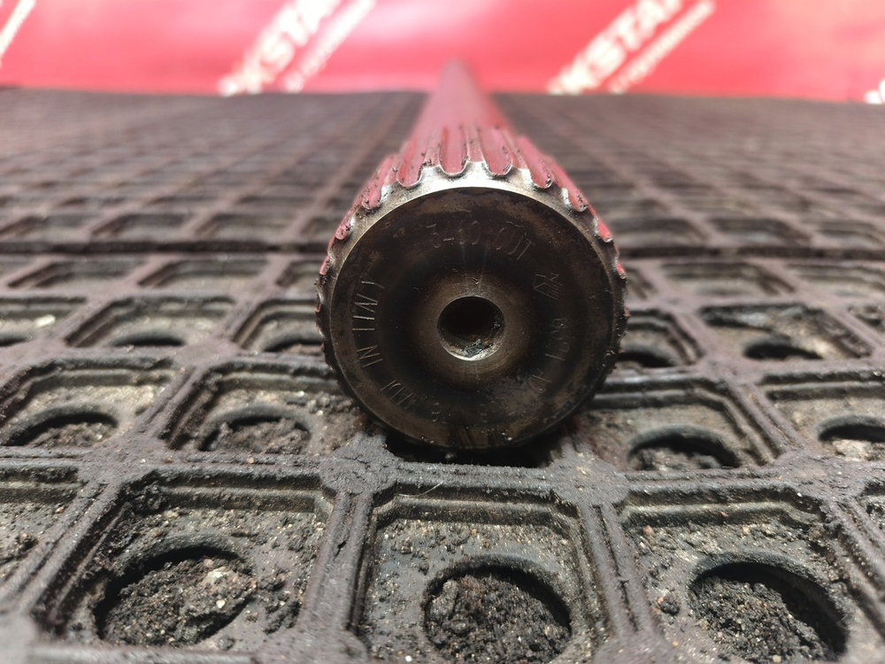 Полуось задняя