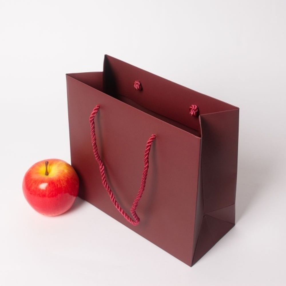 Пакет 23x20x10, бордо, витой шнур, картон VIP