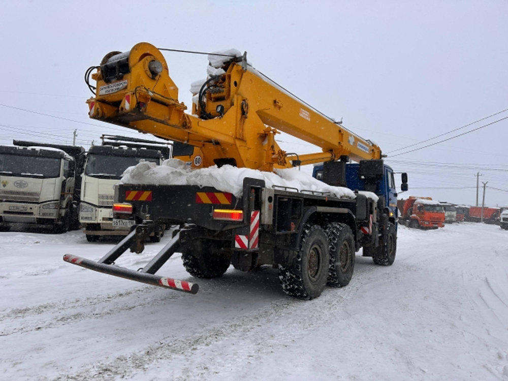 КамАЗ 43118 6x6 Автокран КС-55713-5К-3 (Дизельный, 11,8 л, 300 л.с., МТ)