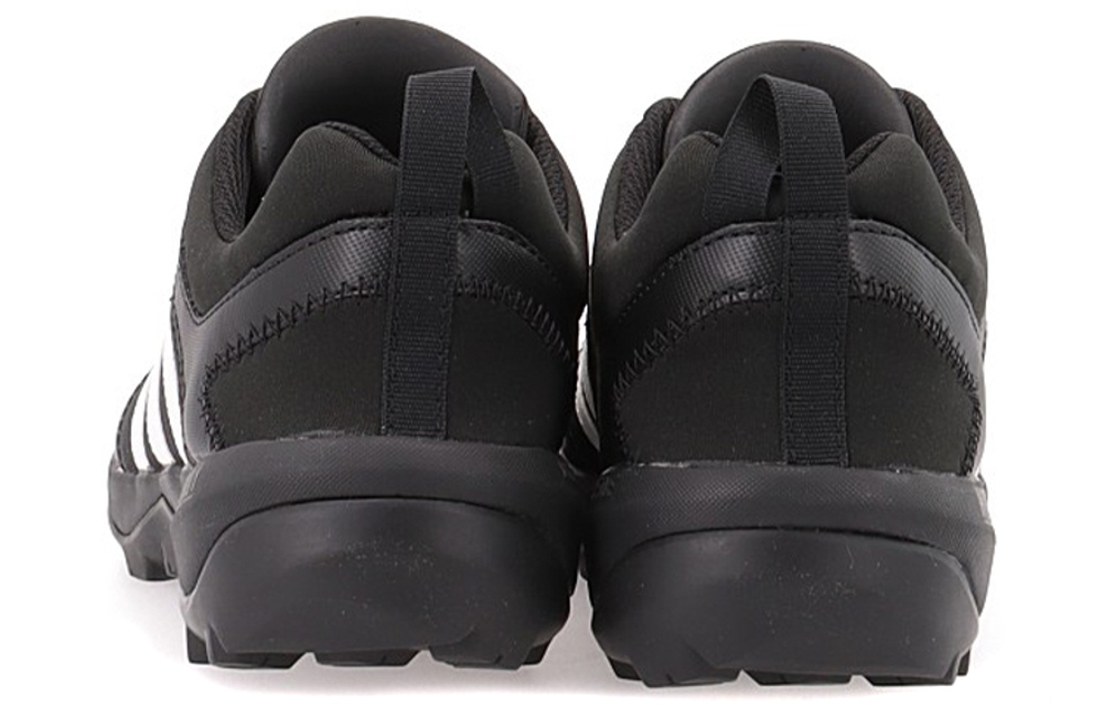 Кроссовки Adidas Daroga Plus Canvas