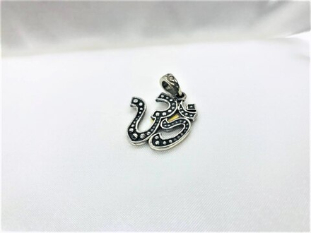 Кулон Ом. Серебро 2,5 см