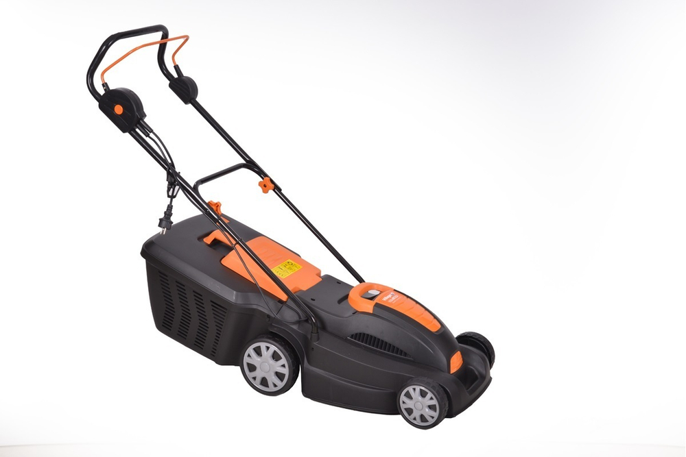 Электрическая газонокосилка Villager Villy 1600 P