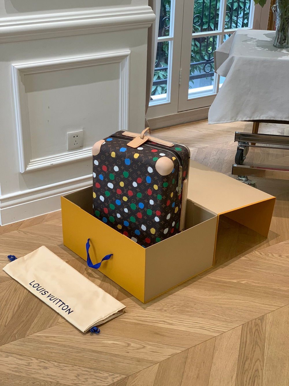 Louis Vuitton Horizon 55 Suitcase