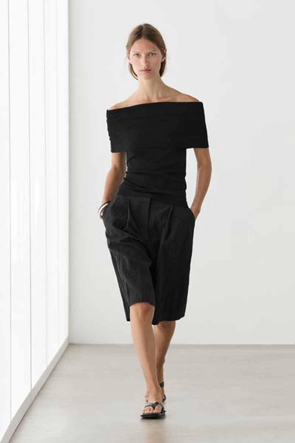 Massimo Dutti Хлопковый топ с открытыми плечами, черный