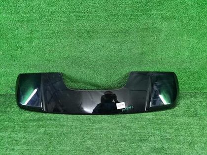 Спойлер крышки багажника Toyota Land Cruiser 300 (2021-н.в.)