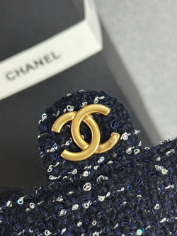 Chanel 25 Small Handbag 30 cm