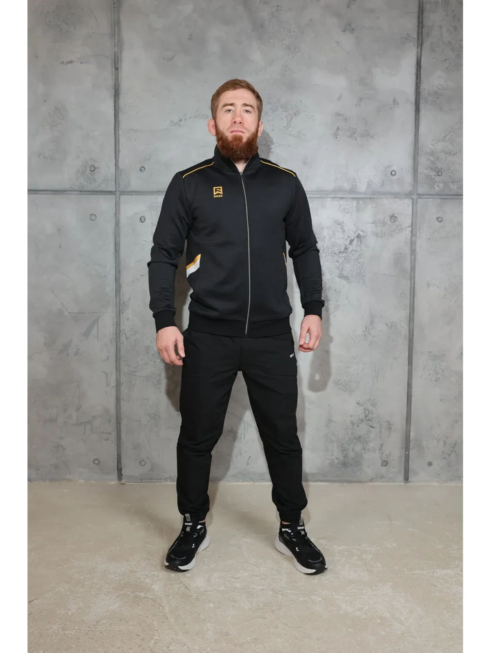 Куртка спортивная