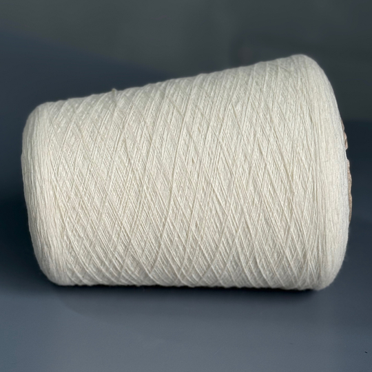 Пряжа Filati Biagioli Modesto Cash 30 1/15 (70% меринос экстрафайн, 30% кашемир) 1500м/100 м, натуральный белый