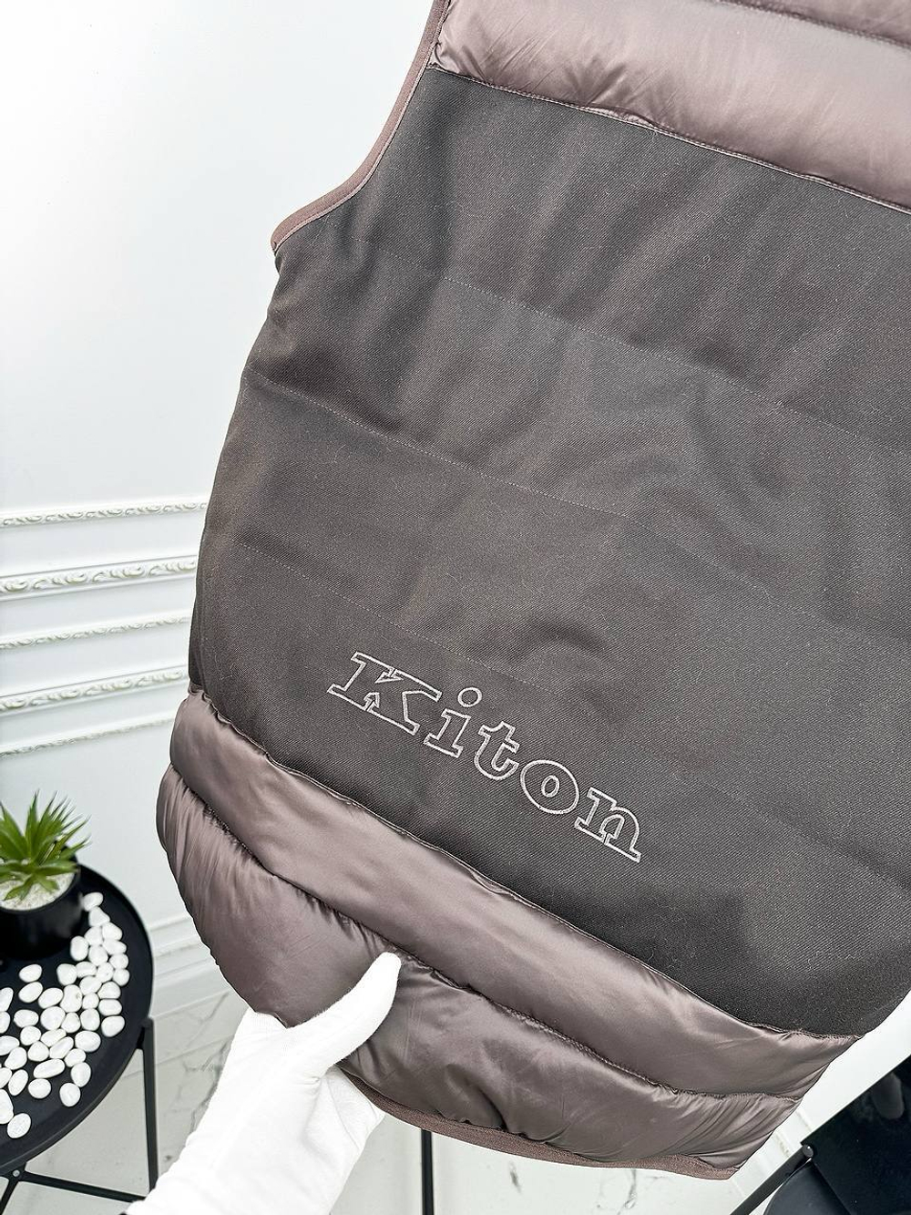 Безрукавка Kiton