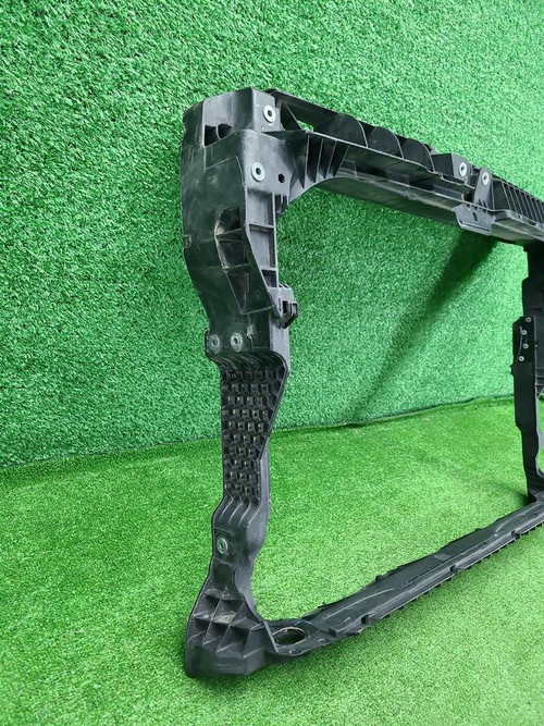 Телевизор VW Teramont (2017-2022)