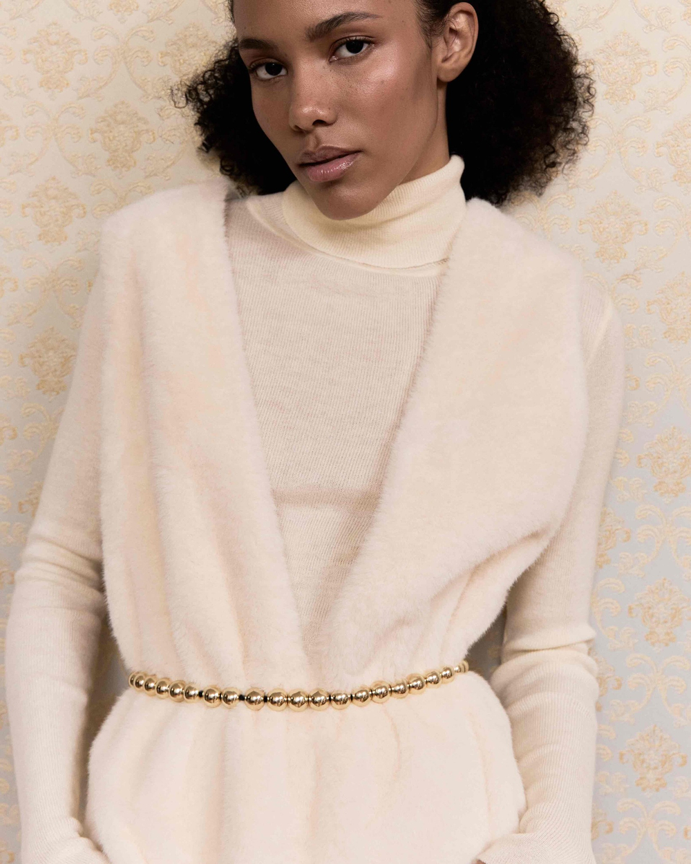 Платье мини из меха