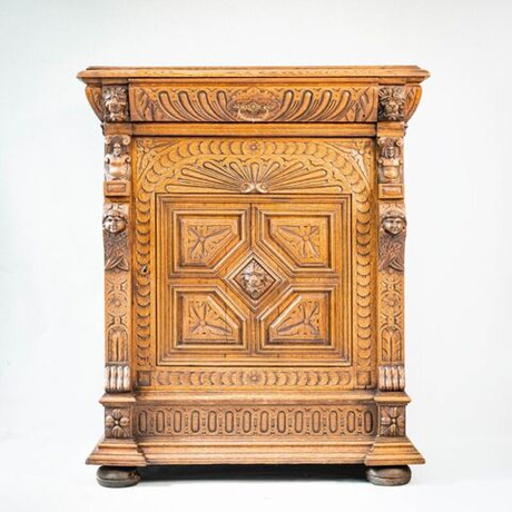 Винтаж: Антикварный комод из дуба