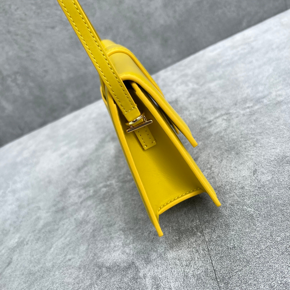 Jacquemus Le Bambino Long 28 cm