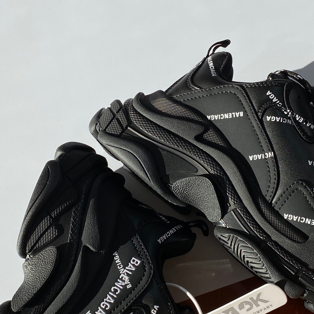 Balenciaga Triple S