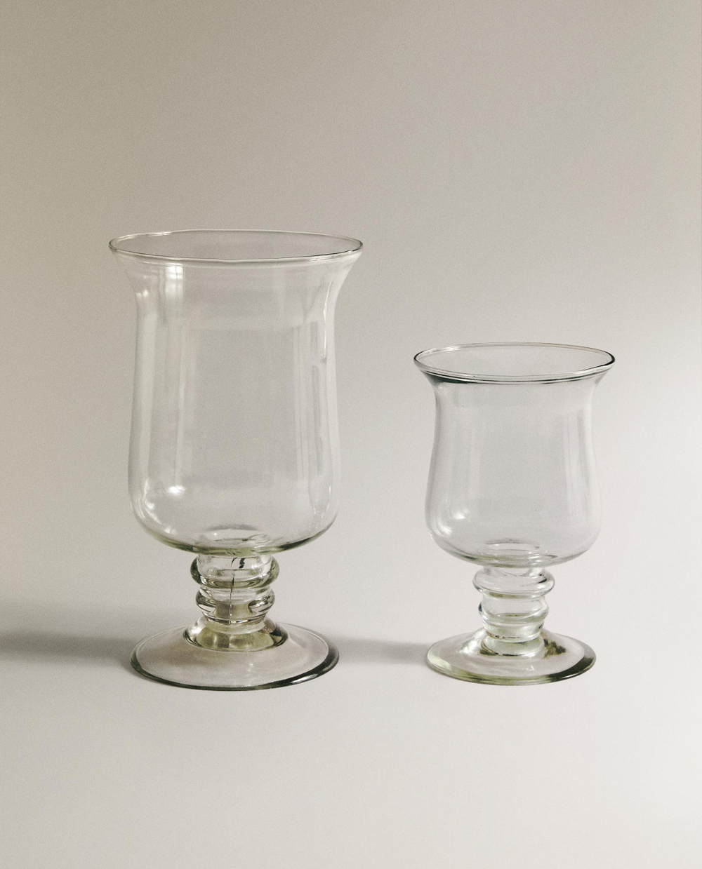 Zara Home Ваза из стекла, цвет зелёный, 18 см