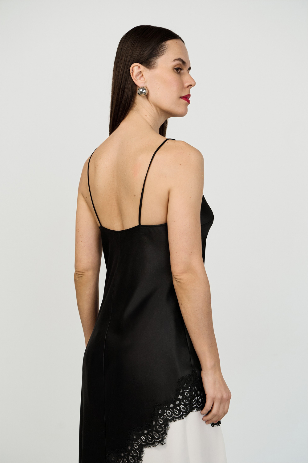 Топ асимметричный