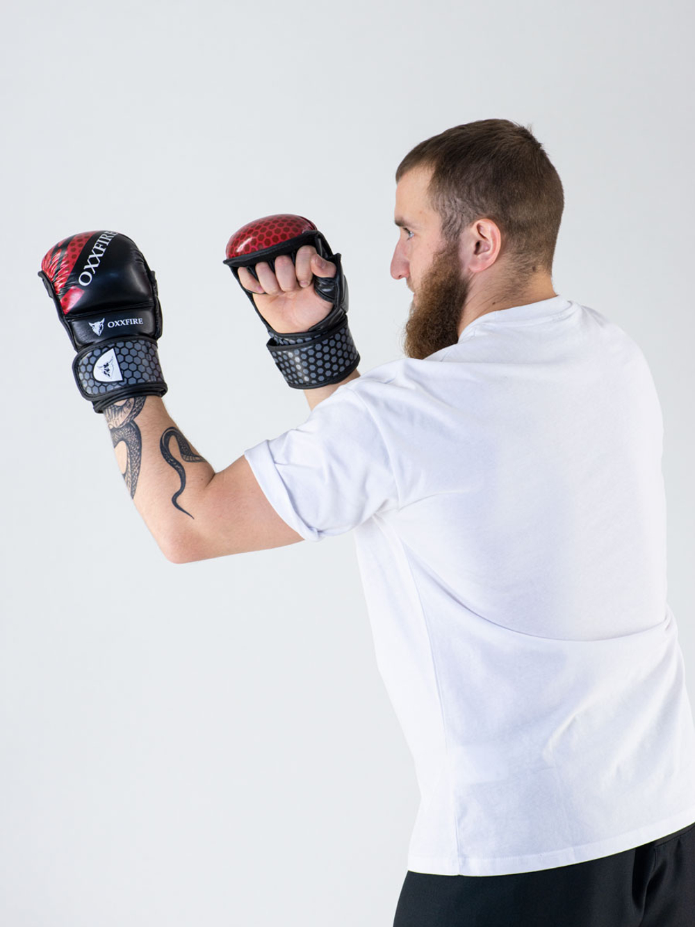 Перчатки тренировочные OXXFIRE MMA, черные