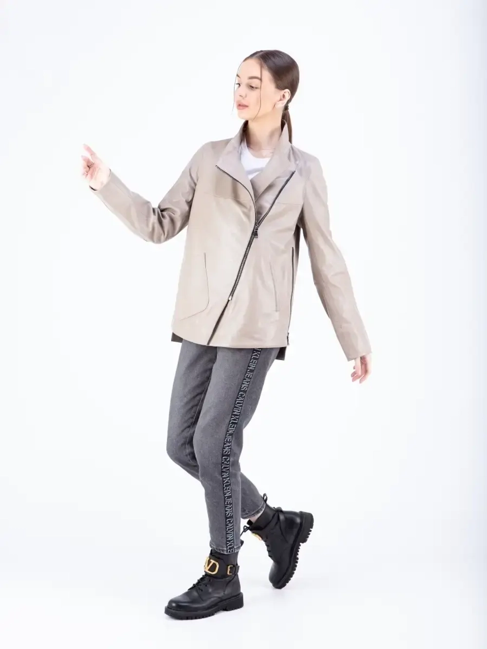 Куртка женская из натуральной кожи