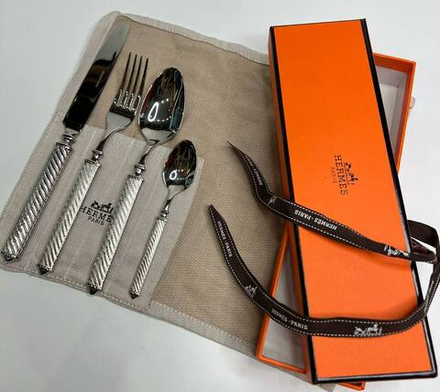 Набор столовых приборов Hermes