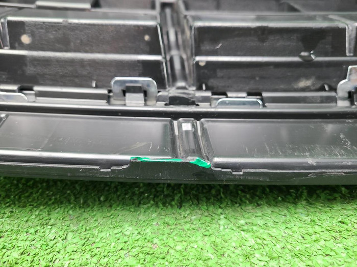 Решетка радиатора VW Jetta 7 (2018-2021)