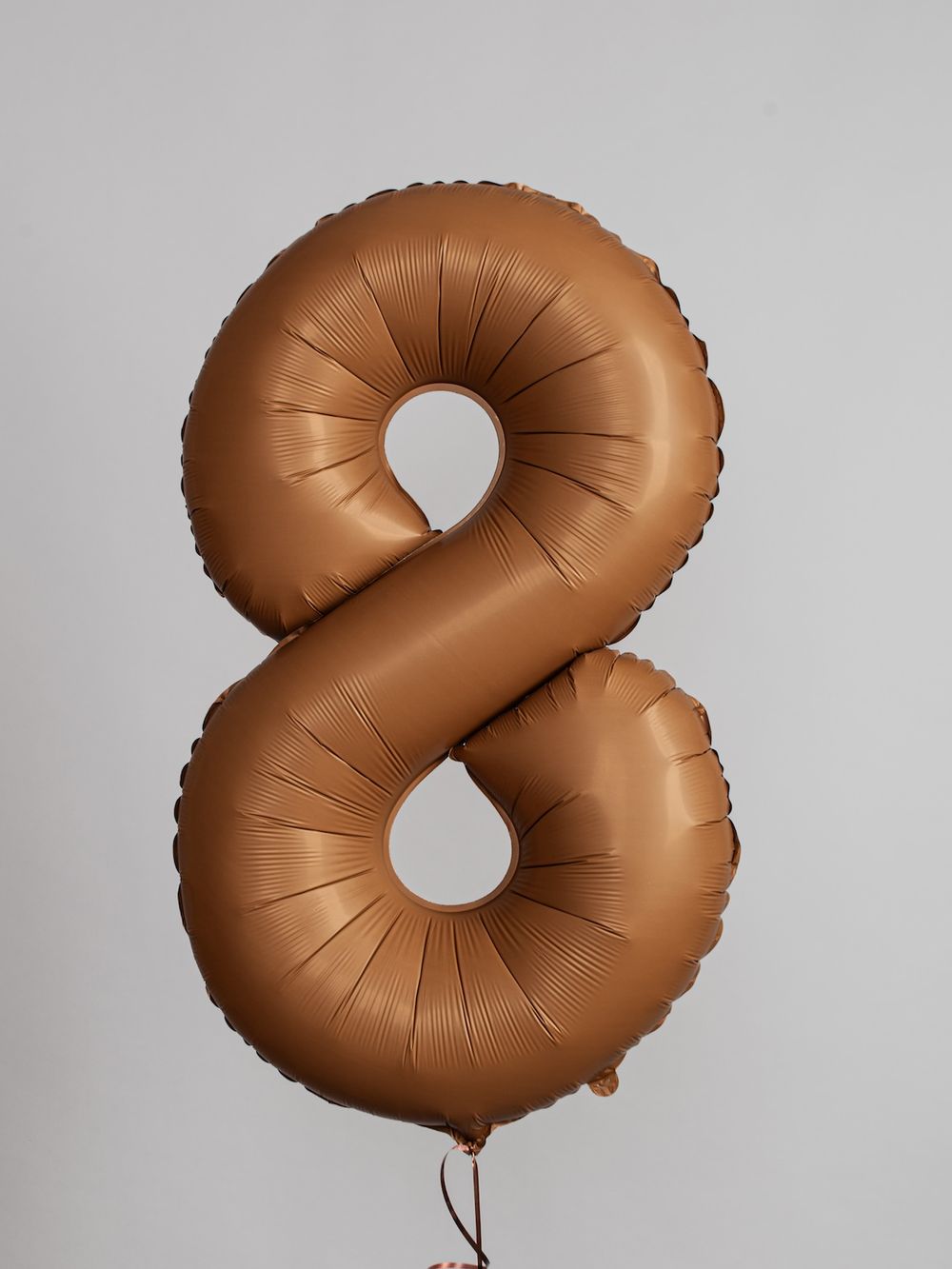 F Шар (40''/102 см) Цифра, 8 Slim, Шоколад, Матовый (БГ-60)  Изображение2