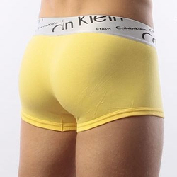 Мужские трусы боксеры желтые  с косой резинкой Calvin Klein Steel Boxer Italics Yellow
