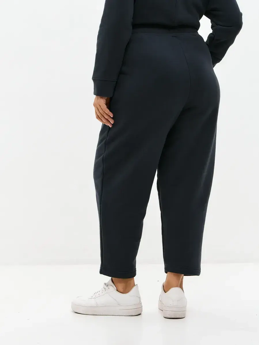 Брюки утепленные бананы с микроначесом