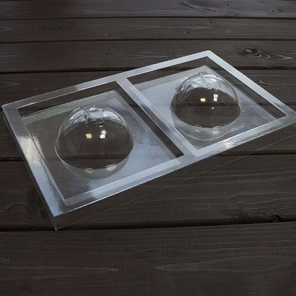 Пластиковая форма для шоколада новогодняя "Ёлочный шар с ёлкой" D8см