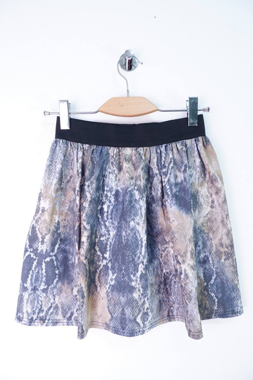 Юбка короткая на резинке, маркировка S, визуально 44 размер