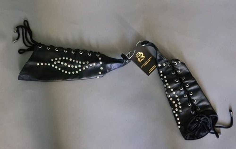 Кожаные нарукавники на шнуровке (Цвет: черный)