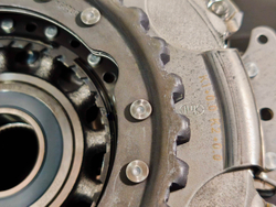 Комплект сцепления ПОЛНЫЙ DSG7 DQ200 602000600 Luk 2011-