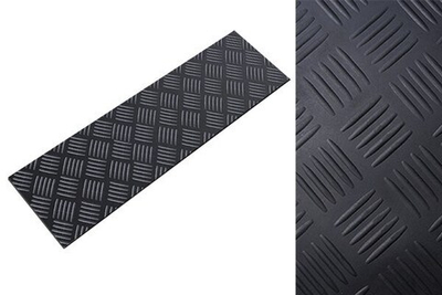 Резиновая накладка на ступени Шашки