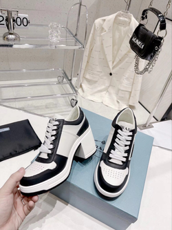 Ботинки Prada