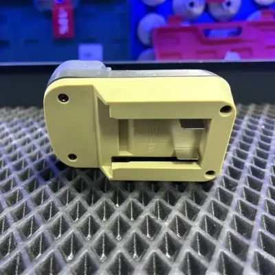 Переходник на инструмент Makita с аккумулятора Feng Bao