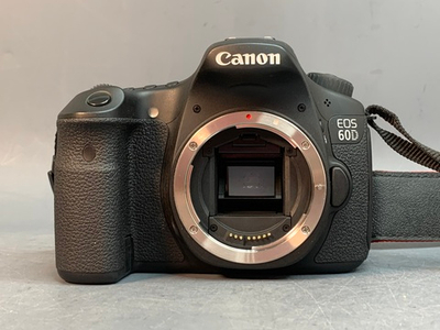 Canon EOS 60D 772 кадров