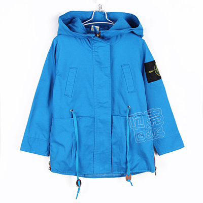 Плащ детский с накладными карманами, кулиской и капюшоном