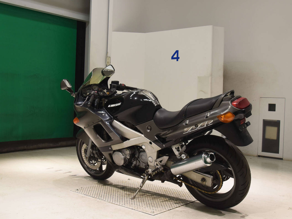 Kawasaki ZZ-R400 2001 - купить по выгодной цене | Moto-Depo