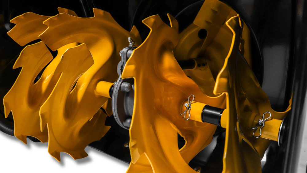 Снегоотбрасыватель CHAMPION ST656BS