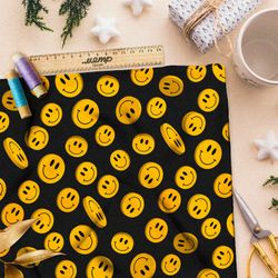 Ткань бифлекс яркие смайлики на чёрном фоне