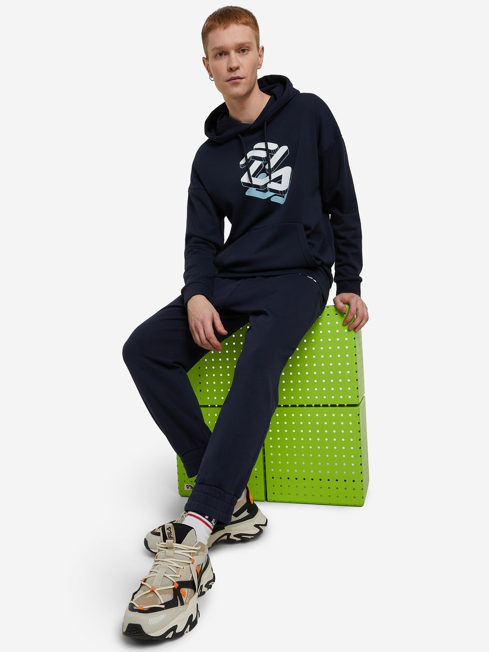 Толстовка мужская FILA