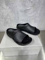 Шлёпанцы Balenciaga